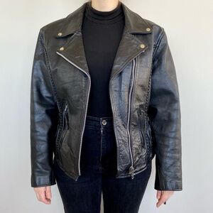 Vintage genuine leather moto jacket. 🖤